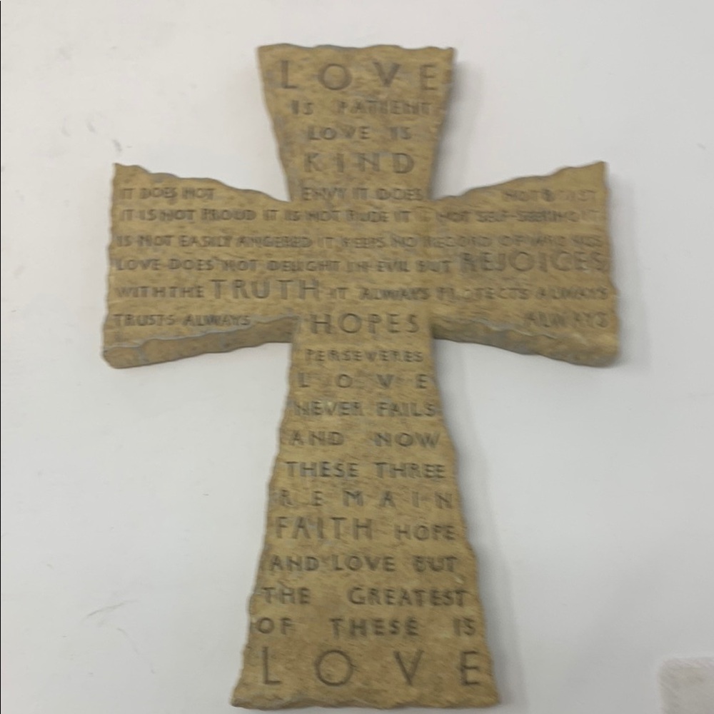 2000 Zondervan Resin Cross inscribed Love is Patient Scripture